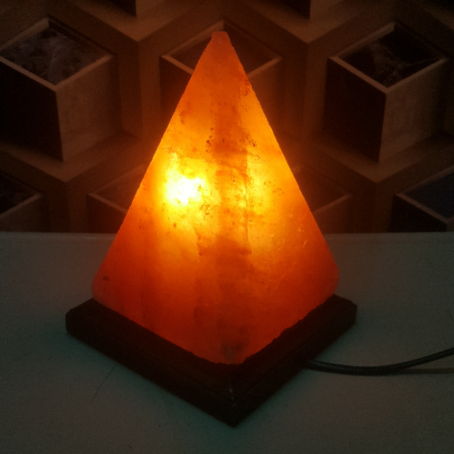 himalayan pyramid lamp with light